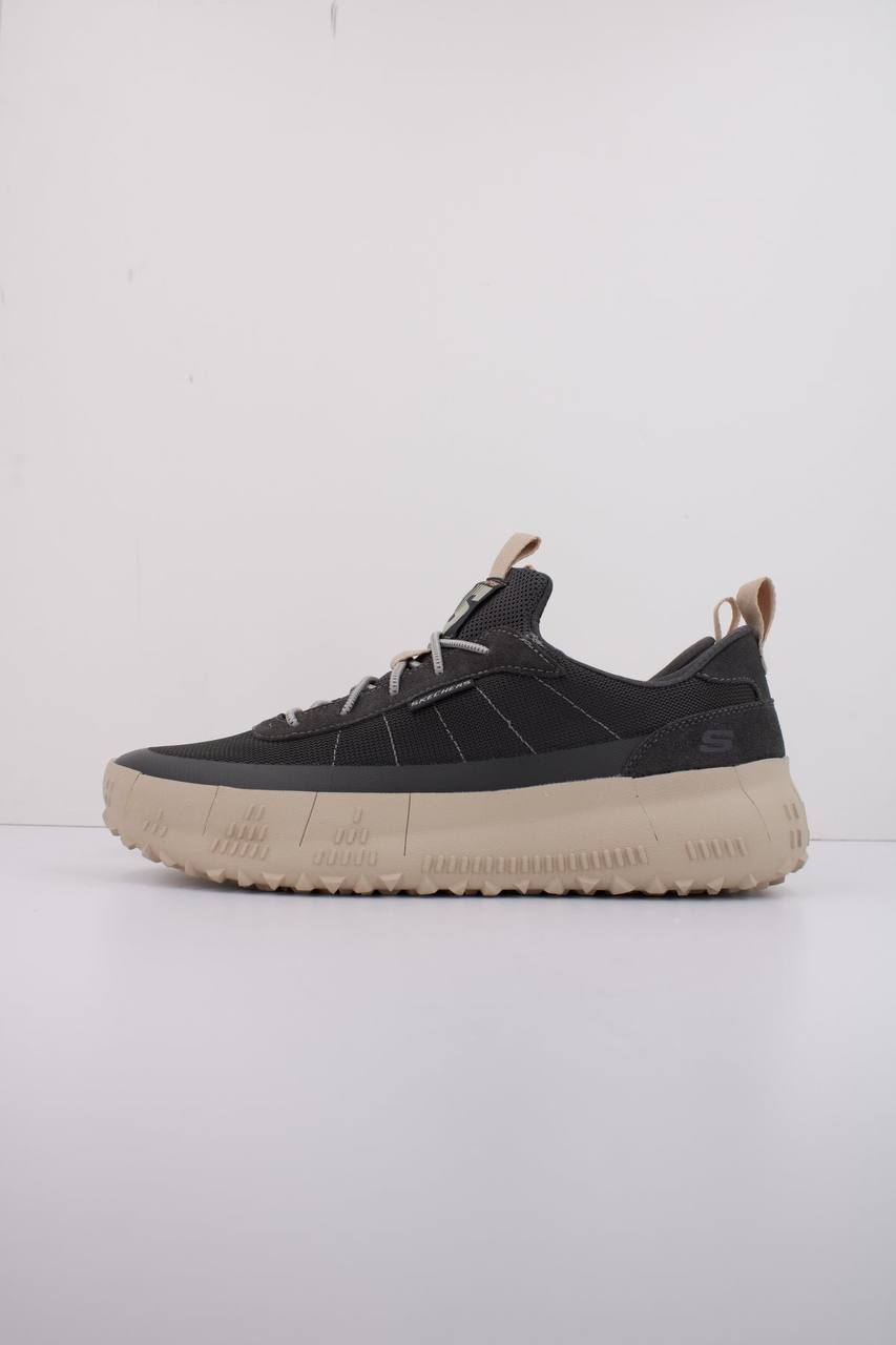 Skechers Revo Kelce Women's Casual Street Sneakers