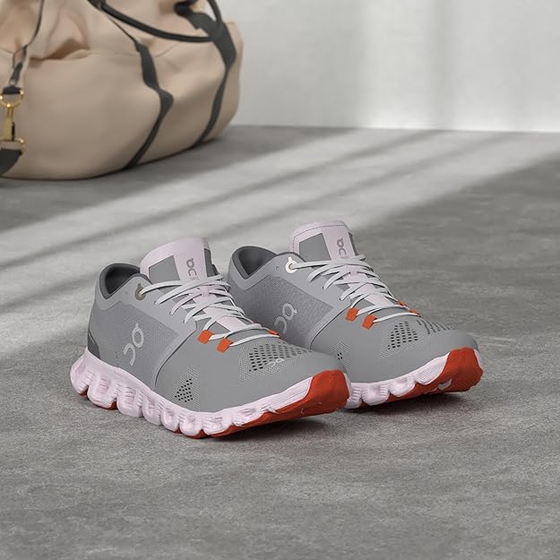 On Running Cloud X Sneakers Alloy & Lily